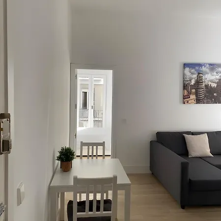 Apartamento Cerca Del Estadio Santiago Bernabeu Madrid Exterior photo