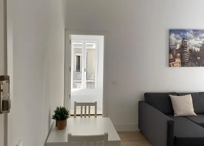Apartamento Cerca Del Estadio Santiago Bernabeu